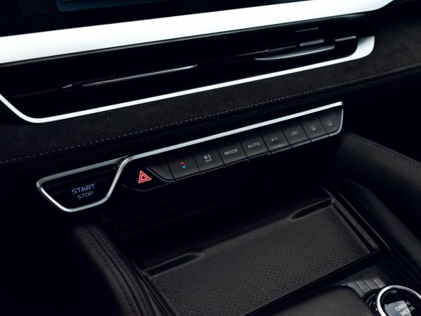 Geely Monjaro I с пробегом 2024 года, цена 3 349 000 рублей, 65830 км, внедорожник, Автокод Объявления