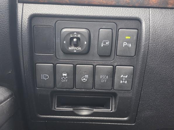 Toyota Land Cruiser 200 Series Рестайлинг 1 с пробегом 2014 года, цена 3 300 000 рублей, 448768 км, внедорожник, Автокод Объявления