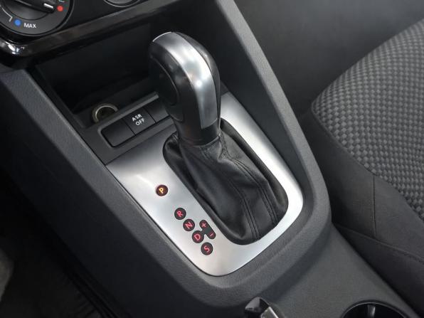 Volkswagen Jetta VI Рестайлинг с пробегом 2014 года, цена 1 019 000 рублей, 149035 км, седан, Автокод Объявления