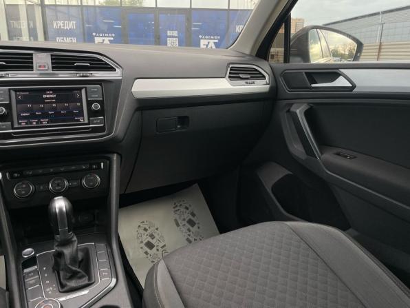 Volkswagen Tiguan II с пробегом 2018 года, цена 1 910 000 рублей, 198000 км, внедорожник, Автокод Объявления