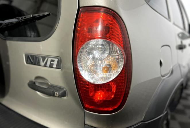 Chevrolet Niva I Рестайлинг с пробегом 2017 года, цена 680 000 рублей, 127000 км, внедорожник, Автокод Объявления