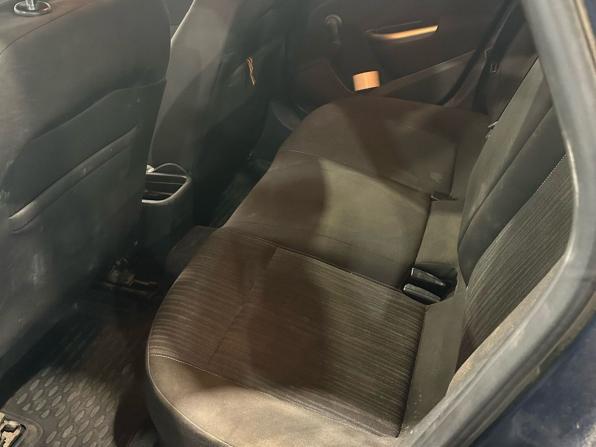 Opel Astra J с пробегом 2011 года, цена 270 000 рублей, 211000 км, хэтчбек, Автокод Объявления