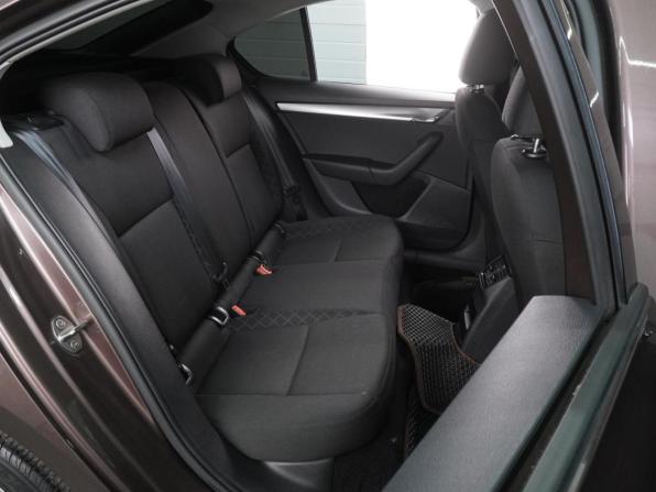 Skoda Octavia III (A7) Рестайлинг с пробегом 2019 года, цена 1 669 000 рублей, 132064 км, лифтбек, Автокод Объявления