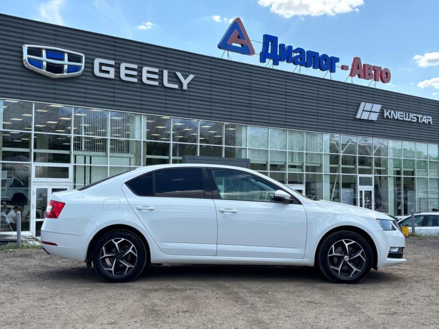 Skoda Octavia III (A7) Рестайлинг Набережные Челны  - изображение 8