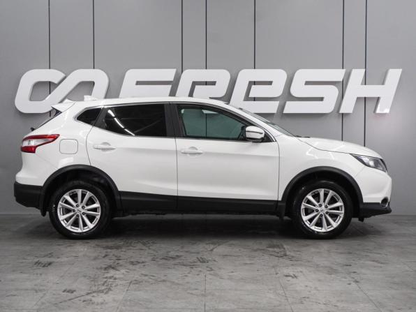 Nissan Qashqai II с пробегом 2018 года, цена 1 696 000 рублей, 145300 км, внедорожник, Автокод Объявления