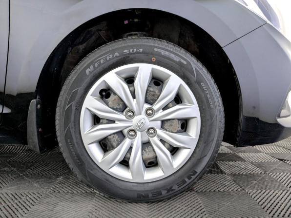 Hyundai Solaris II с пробегом 2019 года, цена 1 260 000 рублей, 79113 км, седан, Автокод Объявления