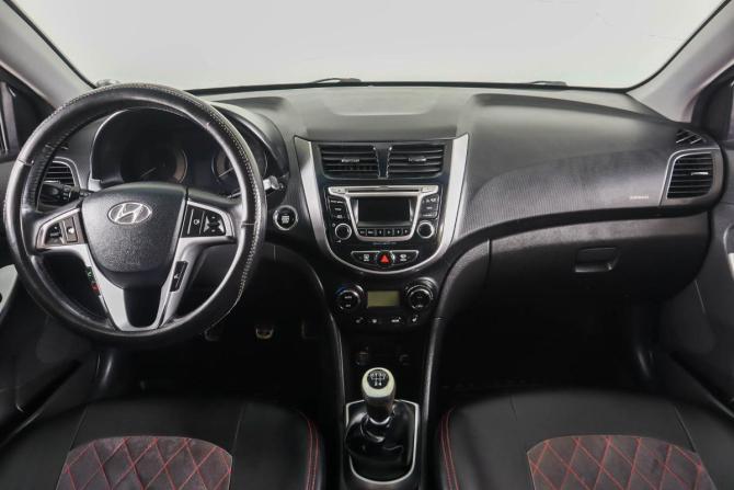 Hyundai Solaris I с пробегом 2011 года, цена 649 000 рублей, 295000 км, седан, Автокод Объявления