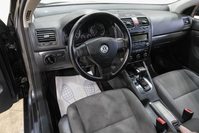 Volkswagen Jetta V с пробегом 2009 года, цена 739 000 рублей, 215000 км, седан, Автокод Объявления