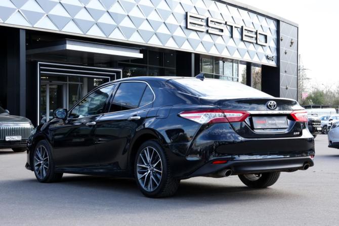 Toyota Camry VIII (XV70) Рестайлинг с пробегом 2022 года, цена 3 100 000 рублей, 109616 км, седан, Автокод Объявления