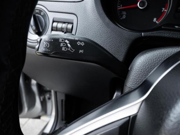 Volkswagen Polo V Рестайлинг с пробегом 2018 года, цена 1 189 000 рублей, 158426 км, седан, Автокод Объявления