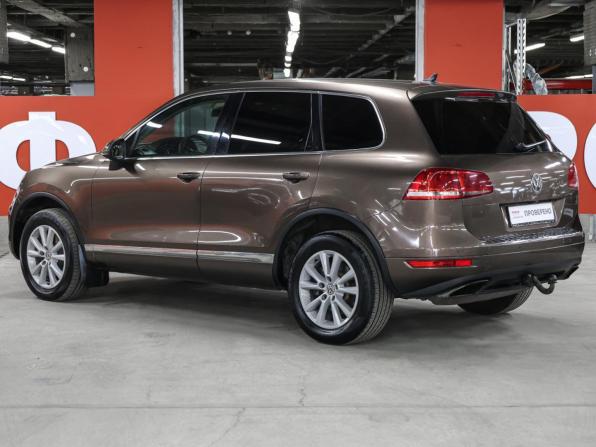 Volkswagen Touareg II с пробегом 2011 года, цена 1 698 000 рублей, 328524 км, внедорожник, Автокод Объявления