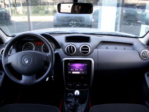 Renault Duster I Рестайлинг с пробегом 2015 года, цена 1 050 000 рублей, 163985 км, внедорожник, Автокод Объявления