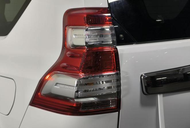 Toyota Land Cruiser Prado 150 Series Рестайлинг 1 с пробегом 2016 года, цена 4 655 000 рублей, 97726 км, внедорожник, Автокод Объявления