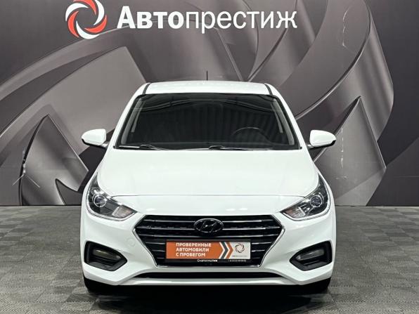 Hyundai Solaris II с пробегом 2017 года, цена 1 140 000 рублей, 148000 км, седан, Автокод Объявления