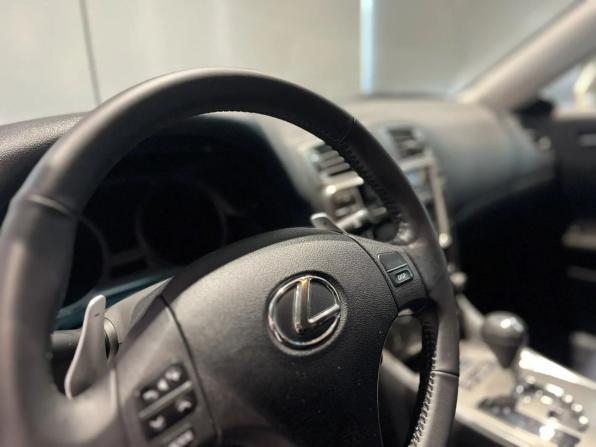 Lexus IS II с пробегом 2007 года, цена 1 240 000 рублей, 236000 км, седан, Автокод Объявления
