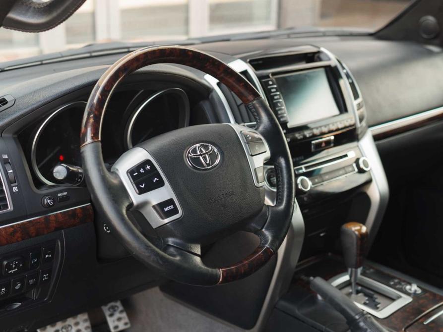 Toyota Land Cruiser 200 Series Рестайлинг 1 Новосибирск  - изображение 11