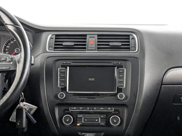 Volkswagen Jetta VI с пробегом 2012 года, цена 995 000 рублей, 184382 км, седан, Автокод Объявления