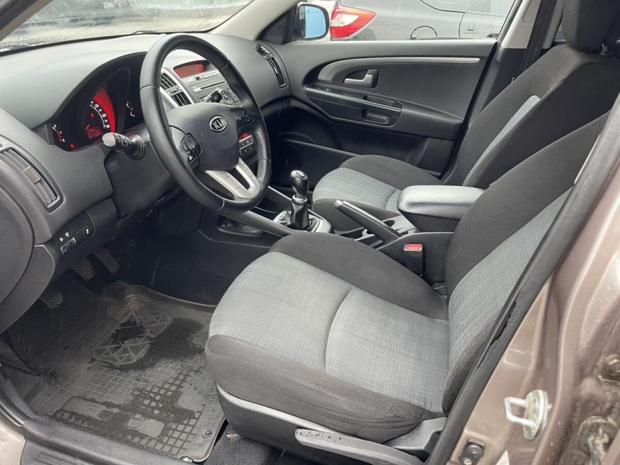 Kia Ceed I Рестайлинг Брянск  - изображение 9