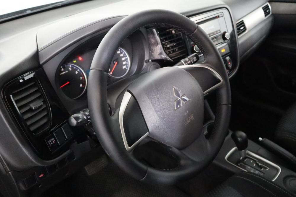 Mitsubishi Outlander III Рестайлинг 2 Санкт-Петербург  - изображение 9