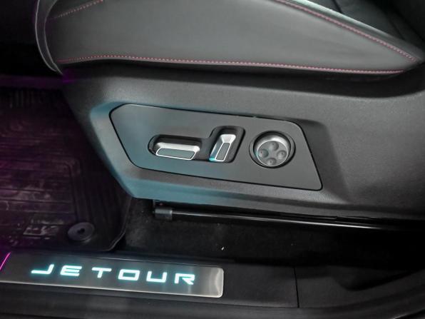 JETOUR T2 с пробегом 2024 года, цена 3 250 000 рублей, 47678 км, внедорожник, Автокод Объявления