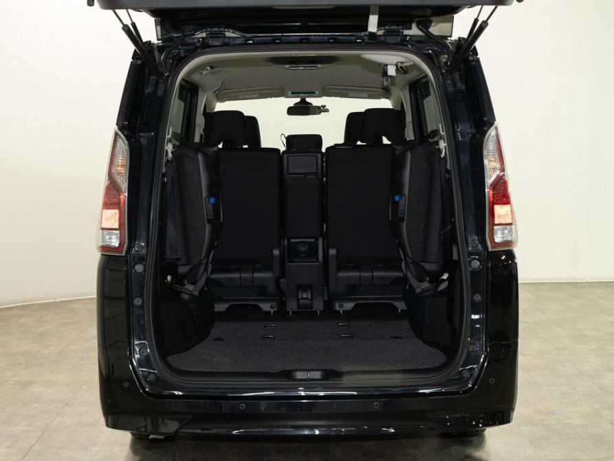 Nissan Serena V (C27) Чита  - изображение 18