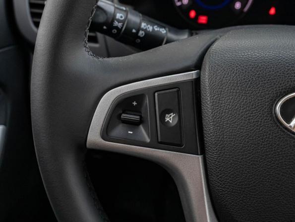 Hyundai Solaris I с пробегом 2012 года, цена 899 000 рублей, 249020 км, седан, Автокод Объявления