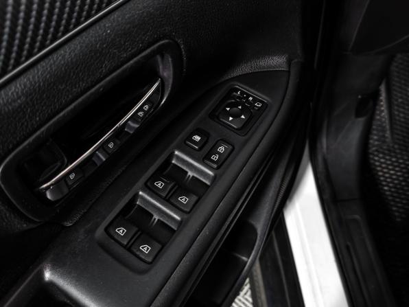 Mitsubishi Outlander III Рестайлинг 3 с пробегом 2019 года, цена 2 310 000 рублей, 161670 км, внедорожник, Автокод Объявления