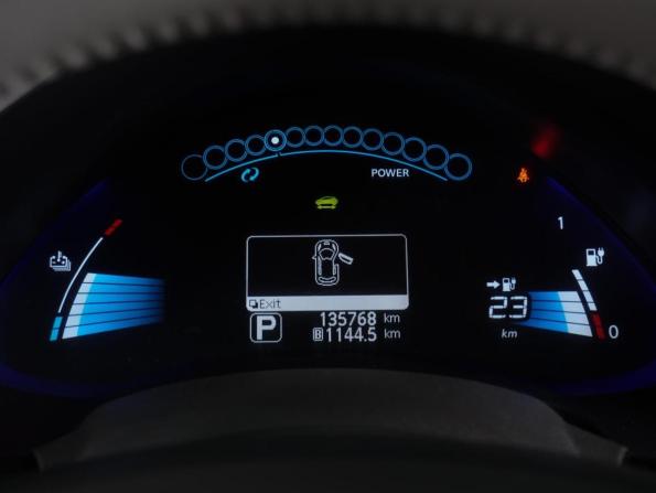 Nissan Leaf I (ZE0/AZE0) с пробегом 2012 года, цена 849 000 рублей, 135768 км, хэтчбек, Автокод Объявления