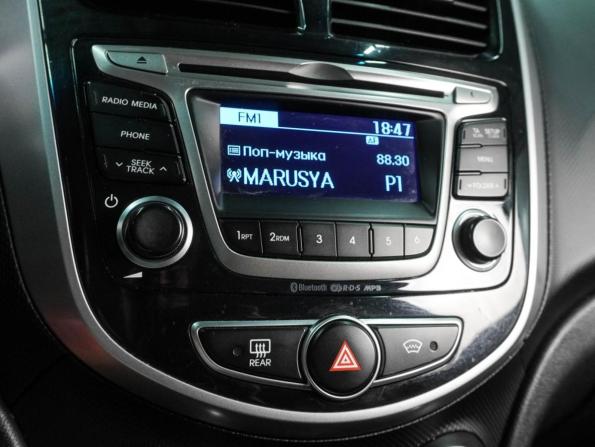 Hyundai Solaris I Рестайлинг с пробегом 2014 года, цена 999 000 рублей, 174697 км, хэтчбек, Автокод Объявления