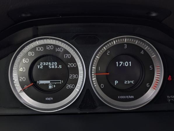 Volvo XC70 II с пробегом 2011 года, цена 1 900 000 рублей, 232618 км, универсал, Автокод Объявления