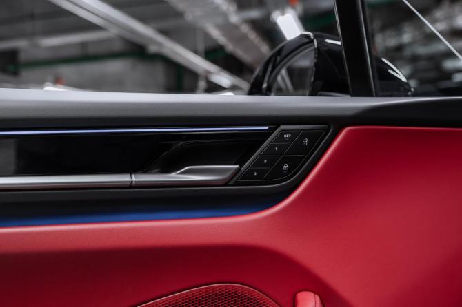 Новый Porsche Macan II 2025 года, цена 12 650 000 рублей, внедорожник, Автокод Объявления