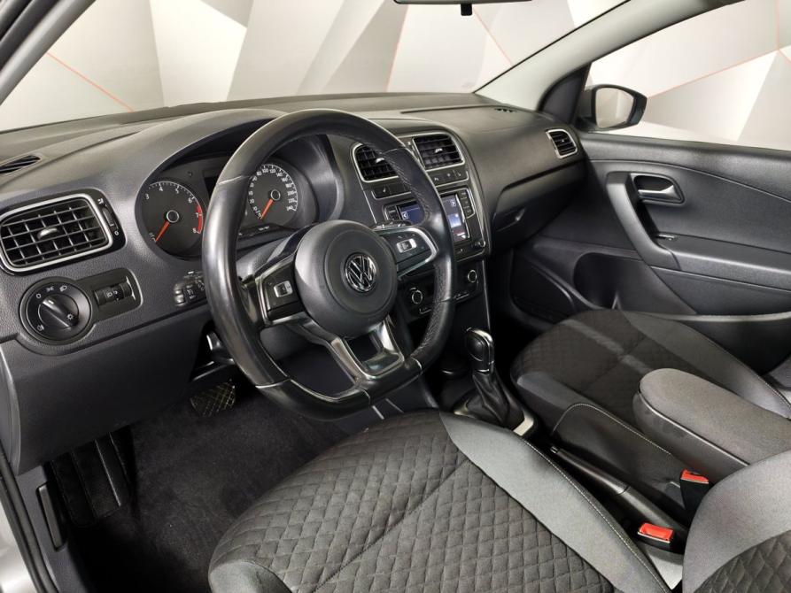 Volkswagen Polo V Рестайлинг Москва  - изображение 19