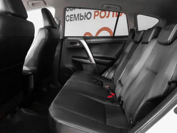 Toyota RAV4 IV (XA40) Рестайлинг с пробегом 2015 года, цена 2 182 000 рублей, 172862 км, внедорожник, Автокод Объявления