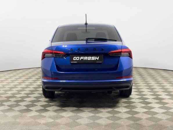 Skoda Rapid II с пробегом 2022 года, цена 2 037 900 рублей, 53525 км, лифтбек, Автокод Объявления
