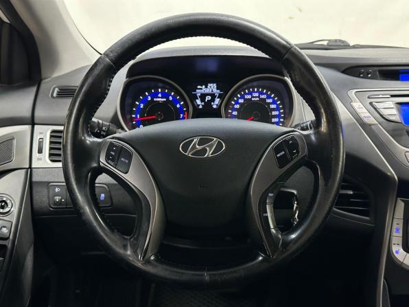 Hyundai Elantra V (MD) с пробегом 2012 года, цена 750 000 рублей, 258378 км, седан, Автокод Объявления
