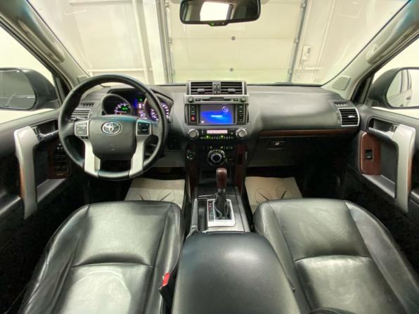 Toyota Land Cruiser Prado 150 Series Рестайлинг 1 с пробегом 2016 года, цена 3 950 000 рублей, 183199 км, внедорожник, Автокод Объявления