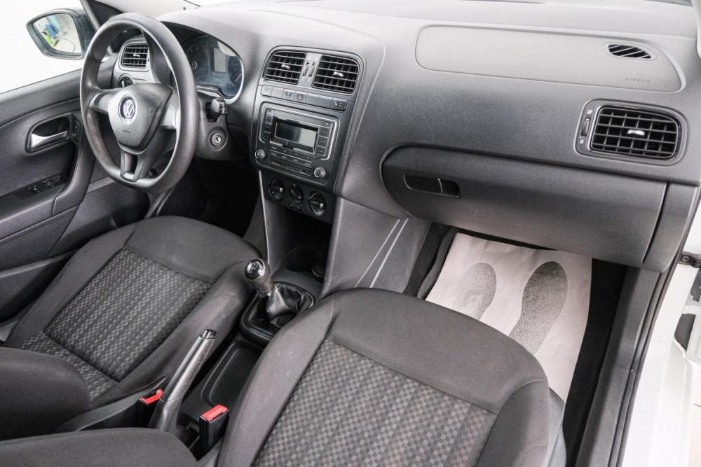 Volkswagen Polo V Рестайлинг Красноярск  - изображение 13