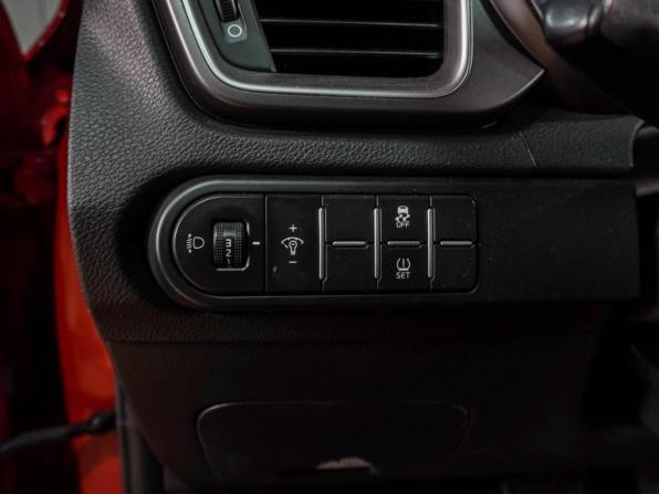 Kia Ceed III с пробегом 2020 года, цена 1 459 000 рублей, 189005 км, универсал, Автокод Объявления