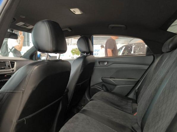Hyundai Solaris II с пробегом 2019 года, цена 1 050 000 рублей, 60008 км, седан, Автокод Объявления