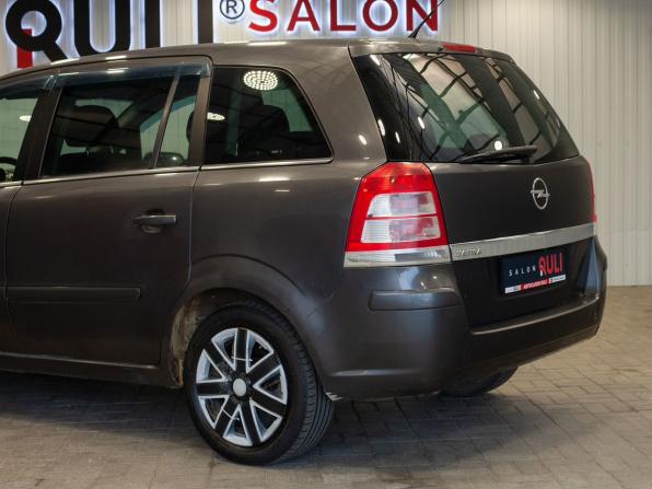 Opel Zafira B Рестайлинг с пробегом 2011 года, цена 740 000 рублей, 226704 км, компактвэн, Автокод Объявления