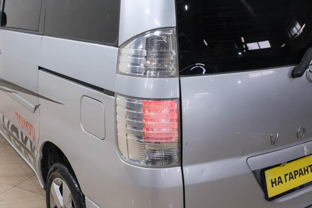 Toyota Voxy I (R60) Новокузнецк  - изображение 8