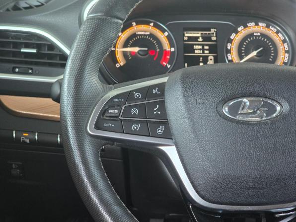 Lada (ВАЗ) Vesta I Рестайлинг (NG) с пробегом 2024 года, цена 1 549 000 рублей, 52000 км, универсал, Автокод Объявления