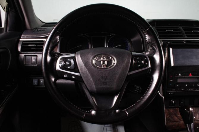Toyota Camry VII (XV50) Рестайлинг с пробегом 2015 года, цена 2 159 000 рублей, 207768 км, седан, Автокод Объявления