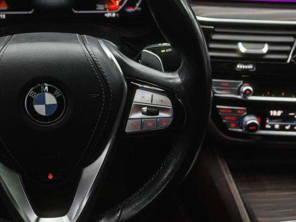 BMW 5 серии VII (G30/G31/G38) Рестайлинг с пробегом 2022 года, цена 4 349 000 рублей, 105026 км, седан, Автокод Объявления