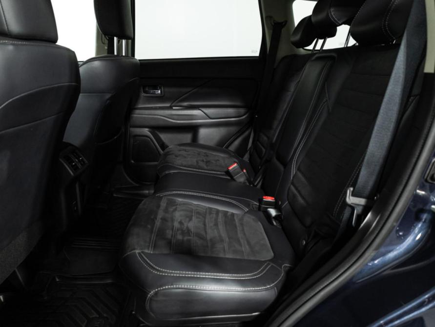 Mitsubishi Outlander III Рестайлинг 3 Санкт-Петербург  - изображение 10