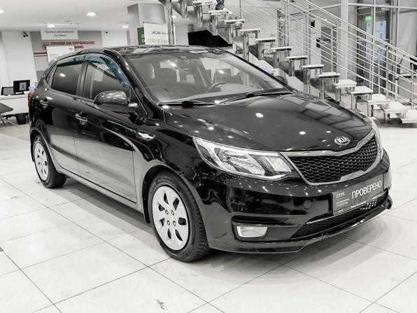 Kia Rio III Рестайлинг с пробегом 2017 года, цена 1 150 000 рублей, 103500 км, хэтчбек, Автокод Объявления