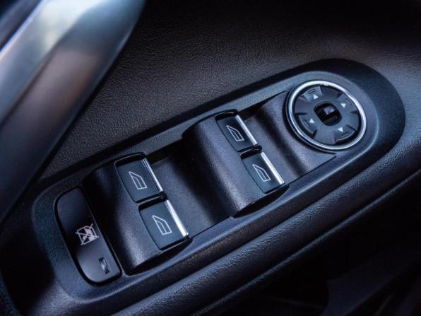 Ford Mondeo IV Рестайлинг с пробегом 2011 года, цена 935 000 рублей, 301686 км, седан, Автокод Объявления
