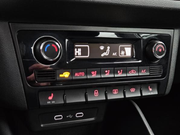 Volkswagen Polo VI с пробегом 2021 года, цена 1 450 000 рублей, 150450 км, лифтбек, Автокод Объявления
