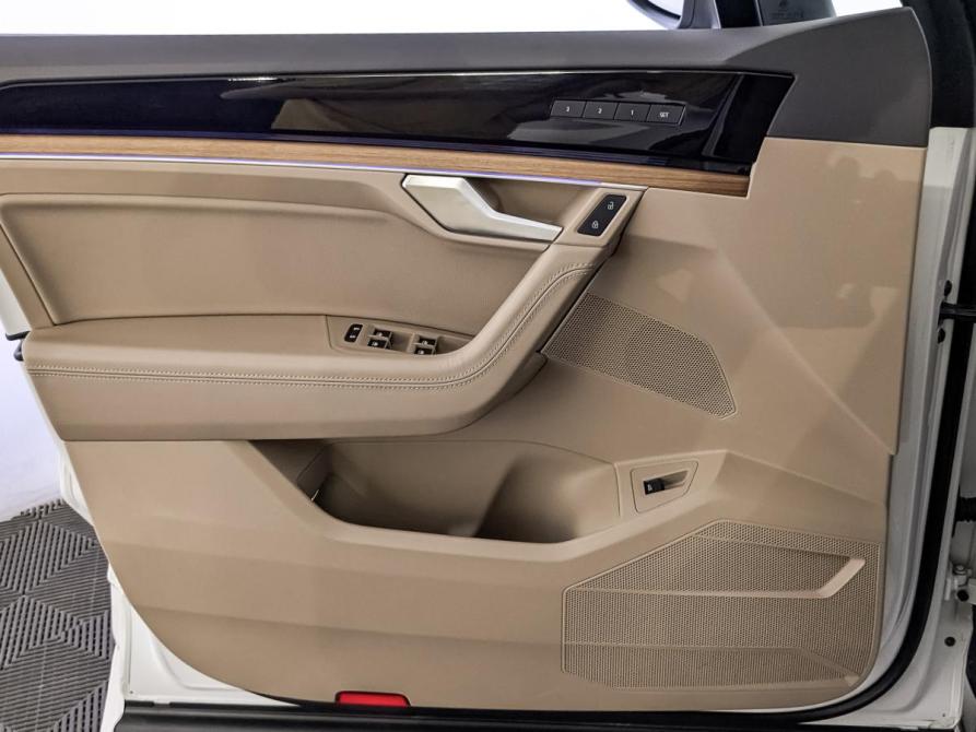 Volkswagen Touareg III Москва  - изображение 19