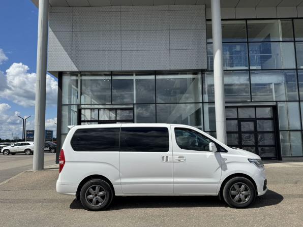 Hyundai Grand Starex I Рестайлинг 2 с пробегом 2019 года, цена 3 650 000 рублей, 110055 км, минивэн, Автокод Объявления